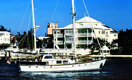 Bayside mansions on Paradise Island. The Bahamas.