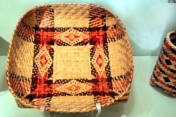 Chitimacha basket tray (1975) by Faye Stouff at Peabody Museum. Cambridge, MA.