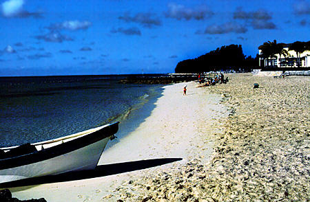 Beach of Our Lucaya Resort hotel on Grand Bahama Island. The Bahamas.