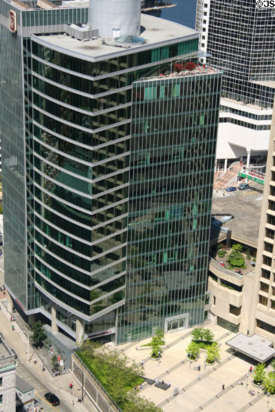 Pricewaterhouse Coopers Place (2003) (20 floors) (250 Howe St.). Vancouver, BC. Architect: Kirkor Architects & Planners.