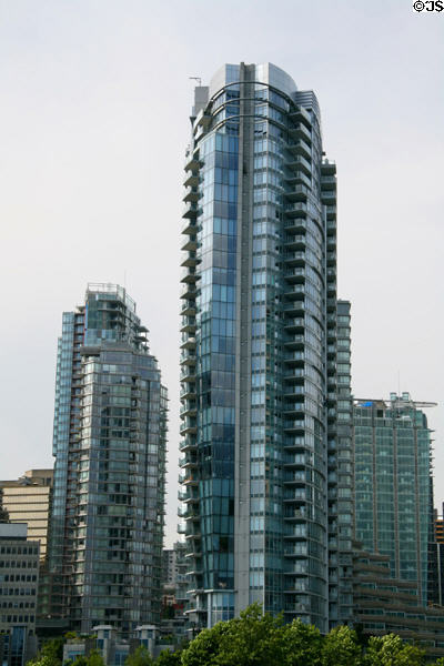 Callisto (2004) (35 floors) (1281 West Cordova St.) from harbour. Vancouver, BC. Architect: Hancock Brückner Eng & Wright.