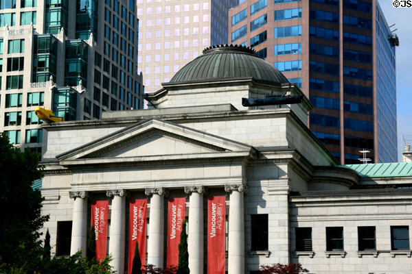 Vancouver Art Gallery (1912) (750 Hornby St.) (originally Provincial Court House). Vancouver, BC. Style: Neoclassical. Architect: Francis Rattenbury.