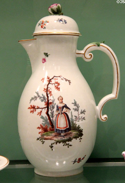 Porcelain coffeepot (c1759-63) by Andreas Philipp Oettner for Ludwigsburg of Germany at Gardiner Museum. Toronto, ON.