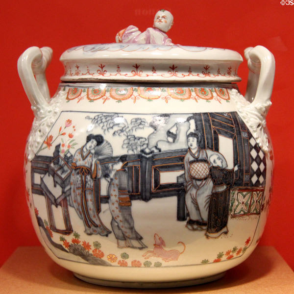 Porcelain covered vessel with oriental scene (c1725) by Du Paquier of Vienna, Austria at Gardiner Museum. Toronto, ON.