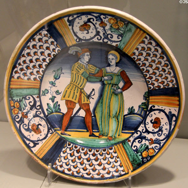 Majolica dish with scene of two lovers (1520-50) from Deruta, Italy at Gardiner Museum. Toronto, ON.