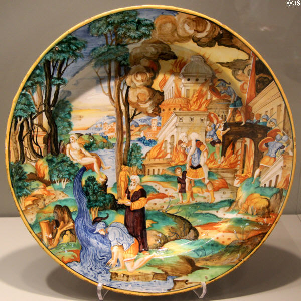 Majolica dish with Fall of Troy (1535) from Urbino, Italy at Gardiner Museum. Toronto, ON.