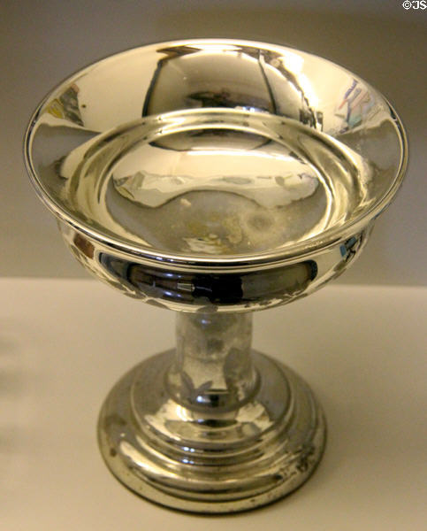 Mercury glass Tazza (c1870-1900) from USA (?) at Royal Ontario Museum. Toronto, ON.