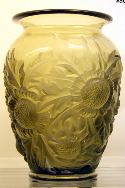 Sunflower glass vase (1930-40) by Verlys of USA at Royal Ontario Museum. Toronto, ON.