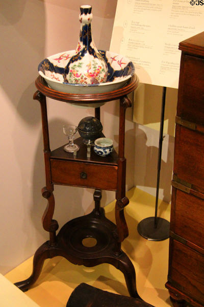 Tripod wash-stand (c1770) with typical English grooming devices (1700s) at Royal Ontario Museum. Toronto, ON.