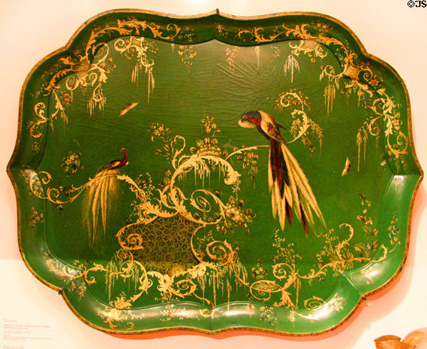 English Japanned papier mâche tea tray (1835-60) possibly by Jennens & Bettridge of Birmingham at Royal Ontario Museum. Toronto, ON.