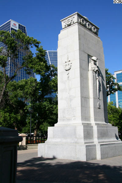 Regina War Memorial Cenotaph (1926) in Victoria Park. Regina, SK.