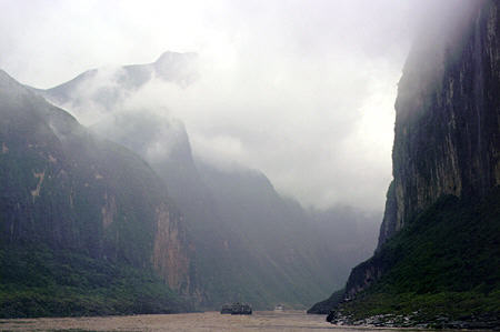 Gorge along Yangtze (Yangtse) River. China.
