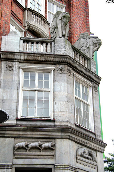 Sculptures of elephants & pigs on Klöpperhaus building. Hamburg, Germany.