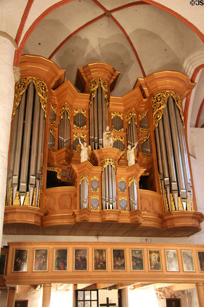 Arp Schnitger organ (1693) largest Baroque organ in Europe over 34 illustration by Otto Wagenfeldt & Joachim Lundt created to portray the Bible for people who could not read in St Jacobi Church. Hamburg, Germany.