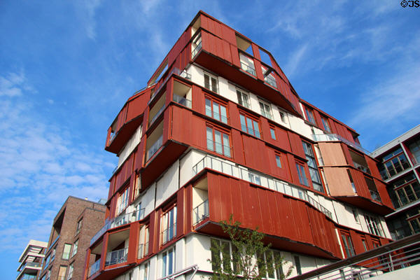 Modern residential building Am Kaiserkai 35-45 in HafenCity. Hamburg, Germany. Architect: SML, SEHW, Leon Wohlhage Wernik.