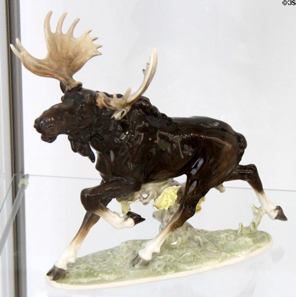 Moose figurine (1951) by Karl Tutter for Hutschenreuther at German Hunting & Fishing Museum. Munich, Germany.