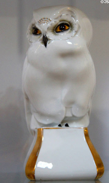 Short-eared owl figurine (1919-20) by Wilhelm Krieger for Hutschenreuther at German Hunting & Fishing Museum. Munich, Germany.