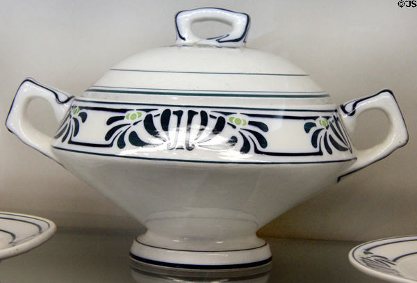 Porcelain covered serving dish in 'Athen Trias' pattern (c1904) by Walter Magnussen for J. Uffrecht & Co of Neuhaldensleben at Schleswig Holstein State Museum. Schleswig, Germany.