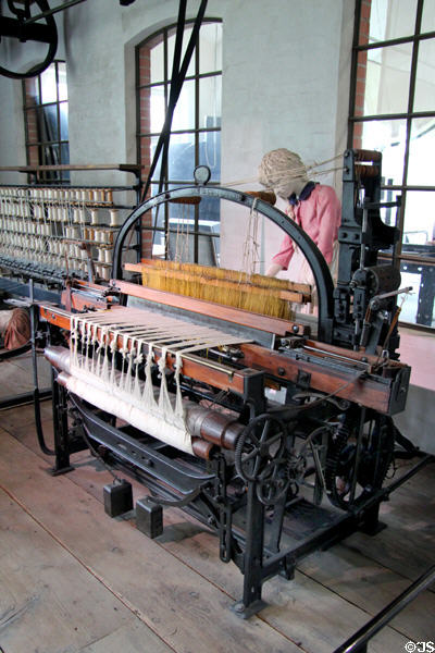 Power loom for cotton cloth (1836) by André Koechlin & Co. of Mulhouse at Deutsches Museum. Munich, Germany.