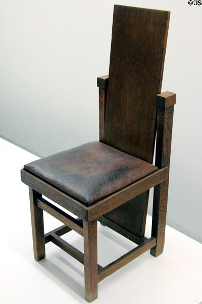 Chair from Larkin House of Buffalo, NY (1903) by Frank Lloyd Wright at Pinakothek der Moderne. Munich, Germany.