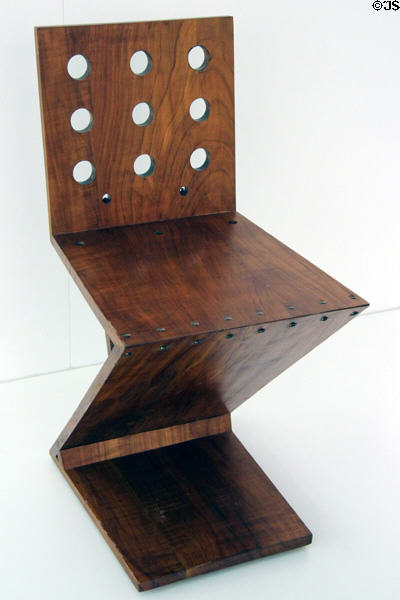 Zig-Zag Chair (1932) by Gerrit Thomas Rietveld for Gerard van de Groenekan of Utrecht, NL at Pinakothek der Moderne. Munich, Germany.