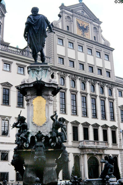 Emperor Augustus fountain (1594) by Hubert Gerard depicting Emperor Augustus addressing his army in front of Augsburg Rathaus (City Hall). Augsburg, Germany.