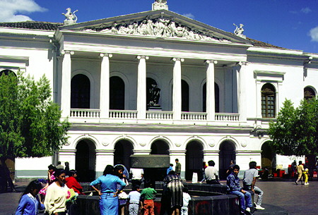 Theatre Sucré and fountain in Quito. Ecuador.