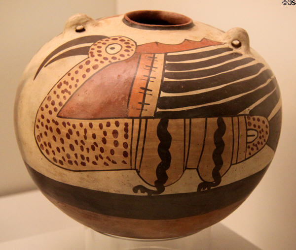 Nazca culture ceramic global vessel with bird painting (100-700) from Peru at Museum of America. Madrid, Spain.