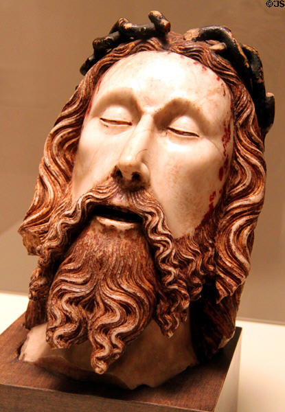 Carving of head of Christ (c1352) by Jaume Cascalls at Museu Nacional d'Art de Catalunya. Barcelona, Spain.