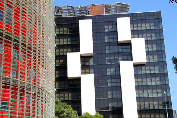 Torre Agbar & Hotel Diagonal Barcelona Silken (2005) (12 floors) (Avinguda Diagonal, 203-207). Barcelona, Spain.