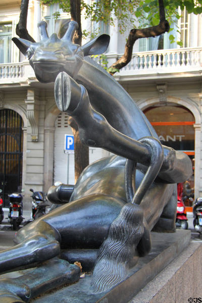 Coquette Giraffe statue (1972) by Josep Granyer. Barcelona, Spain.