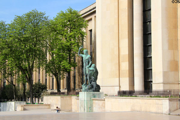 Southern wing of Palais de Chaillot. Paris, France.