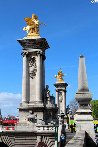 Sculptors involved for Alexandre III bridge include Jules Dalou, Emmanuel Frémiet, & Pierre Granet. Paris, France.