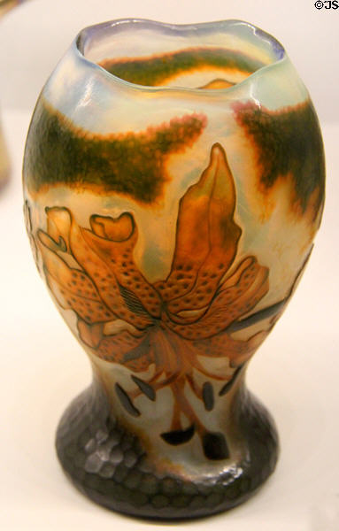 Lilly Art Nouveau glass vase (c1898) by Daum of Nancy, France at Museum of Decorative Arts. Paris, France.