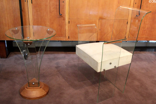 Armchair & table of thermoformed & tempered glass (1937) by René Coulon of Paris for Saint-Gobain (shown Paris Expo 1937) at Museum of Decorative Arts. Paris, France.