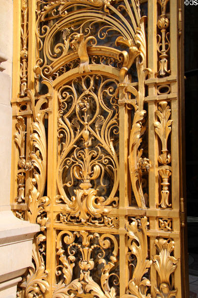 Entrance portal grill of Petit Palace Museum (1900). Paris, France.