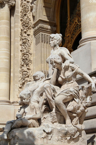 Sculptures of Petit Palace Museum (1900). Paris, France.
