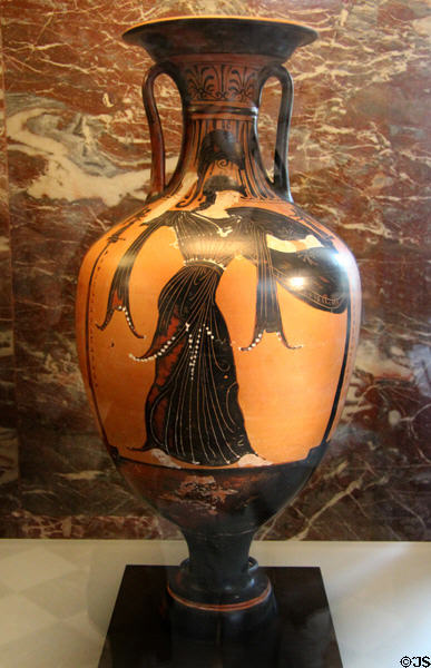 Athenian black-figure terracotta amphora with Athena as warrior (323-322 BCE) at Louvre Museum. Paris, France.