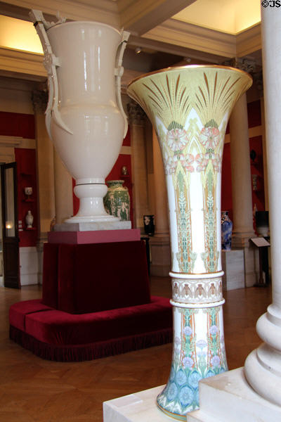 Sèvres porcelain Annecy vase (1909) by Alexandre Sandier at Sèvres National Ceramic Museum. Paris, France.