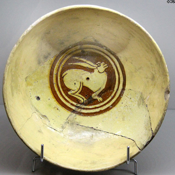 Ceramic bowl painted with rabbit (1175-1250) from Constantinople at Sèvres National Ceramic Museum. Paris, France.