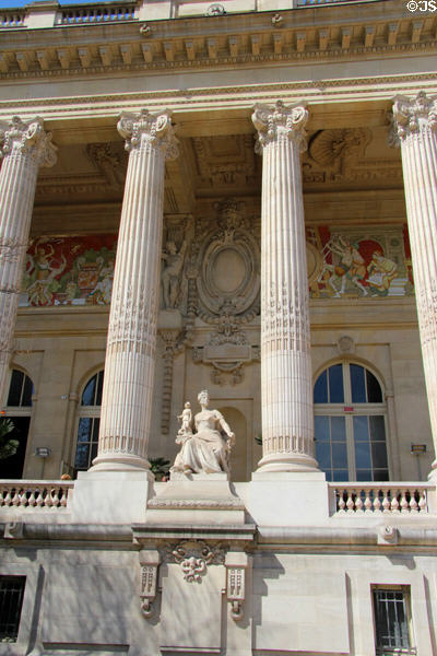 Columns, sculptures & murals of Grand Palais. Paris, France.