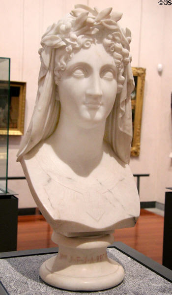 Marble bust of Juliette Récamier en Béatrice (1777-1849) by Antonio Canova at Beaux-Arts Museum. Lyon, France.