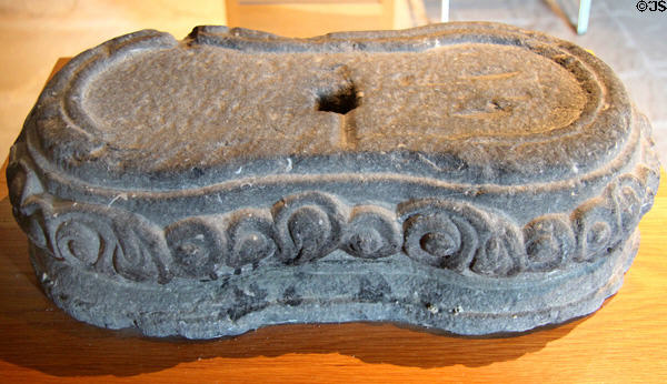 Capital carving (1390-1500) from 'dumb-bell' pier of cloister arcade at Jerpoint Abbey. Ireland.