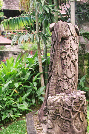 Carvings on the grounds of the Ladera Resort near Soufrière. St Lucia.