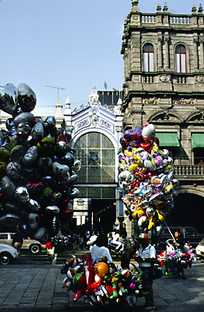 Balloon sellers on zócalo in Puebla. Mexico.
