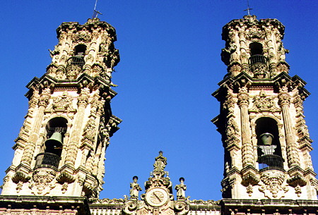 Lavishly decorated towers of church of Santa Prisca in Taxco. Mexico.