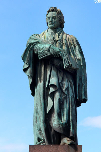 Thomas Chalmers statue (1878) by Sir John Steell (George at Castle St.). Edinburgh, Scotland.
