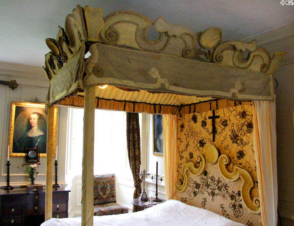 King's room with bed once used by Mary Queen of Scots at Traquair House. Scotland.