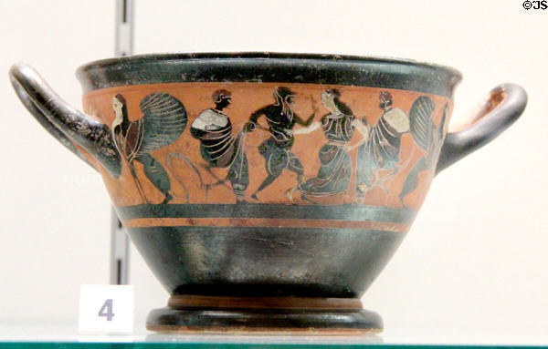 Greek black-figure earthenware skyphos cup (600-575 BCE) at Potteries Museum & Art Gallery. Hanley, Stoke-on-Trent, England.