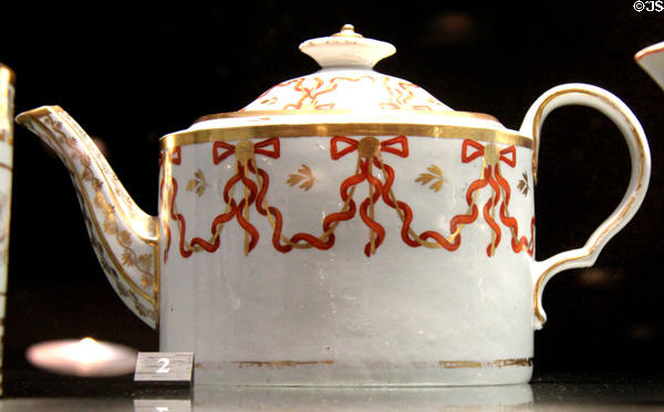 Porcelain teapot with border pattern (1803-7) by John Rose of Coalport, Shropshire at Potteries Museum & Art Gallery. Hanley, Stoke-on-Trent, England.